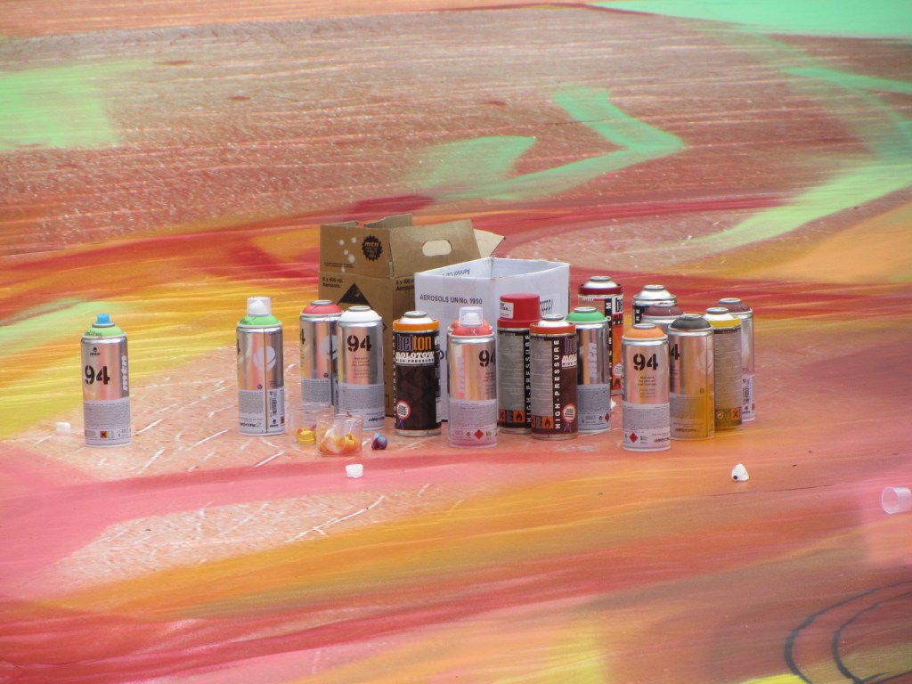 LA PEAU S'AFFICHE STREET ART