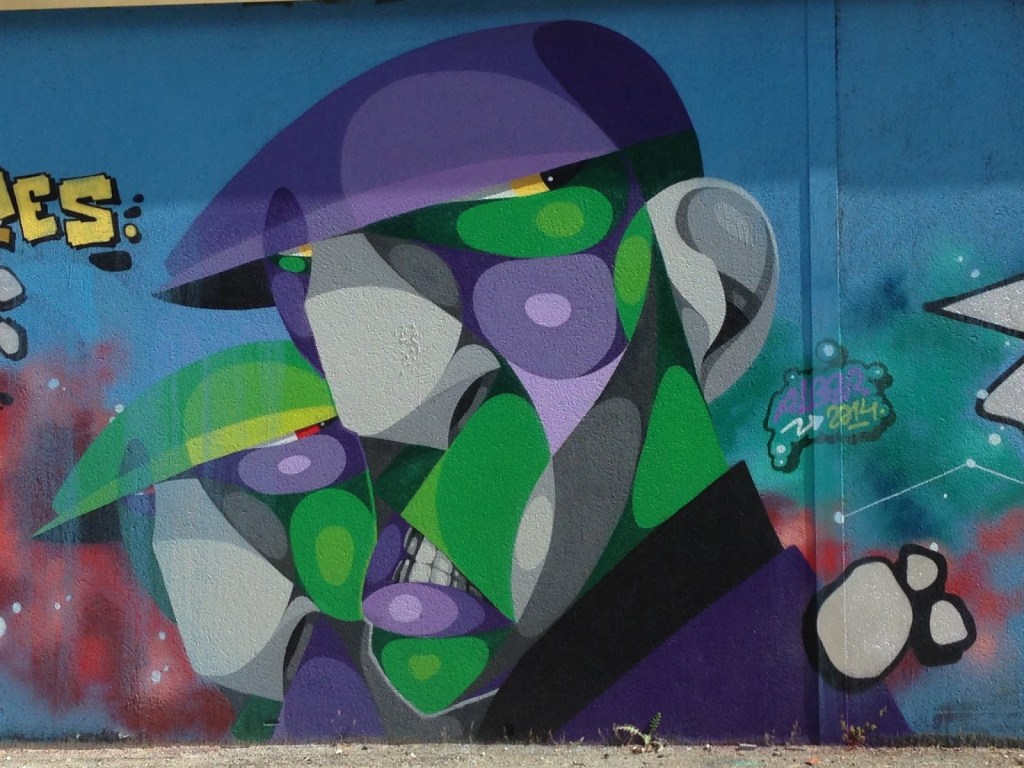 CASERNE NIEL DARWIN STREET ART