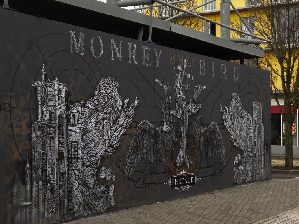 M.U.R Bordeaux Monkey Bird Crew