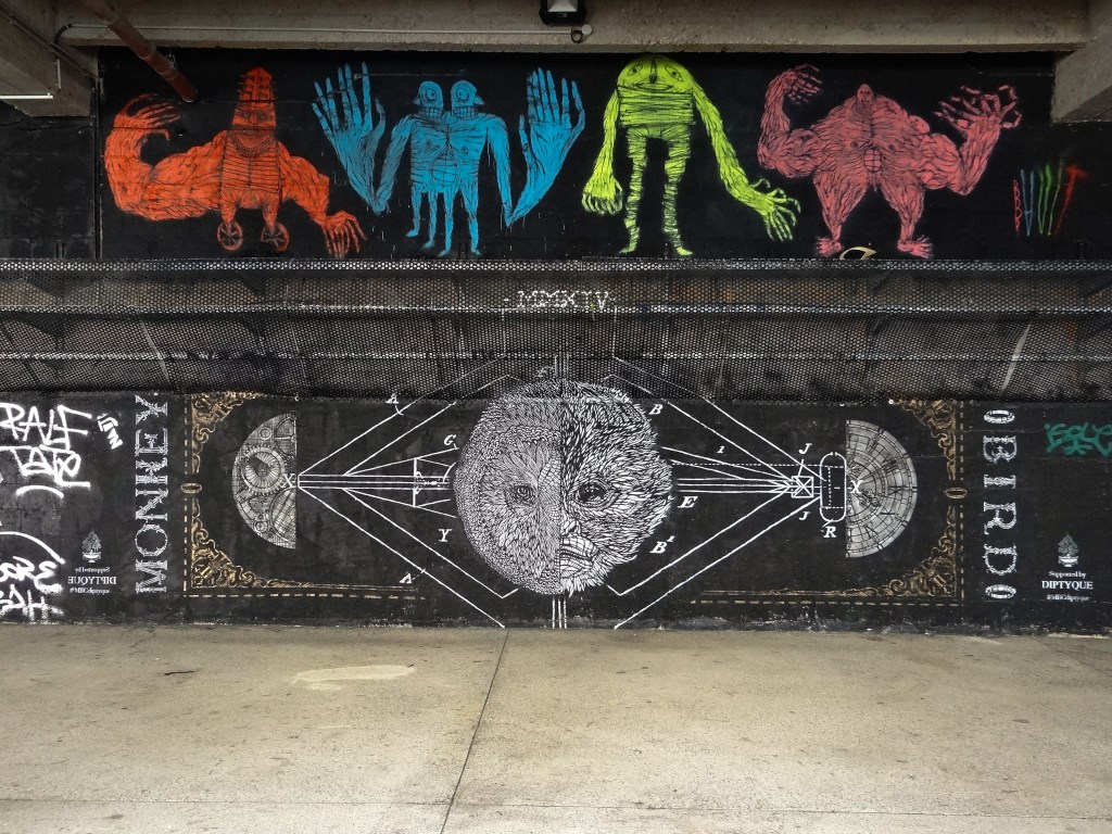 Cité Mode Design Monkey Bird Crew