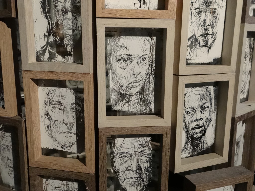 Borondo Animal Glass Scratching (3)