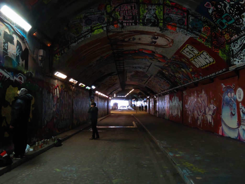 BANSKY TUNNEL LEAKE STREET