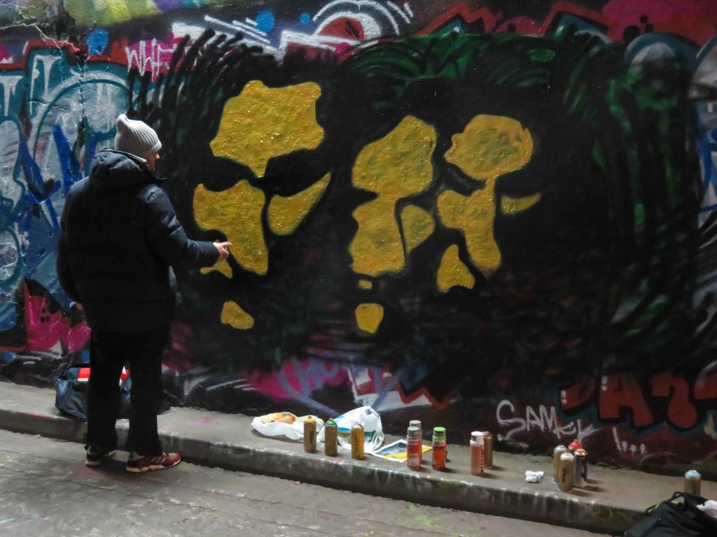 BANSKY TUNNEL LEAKE STREET