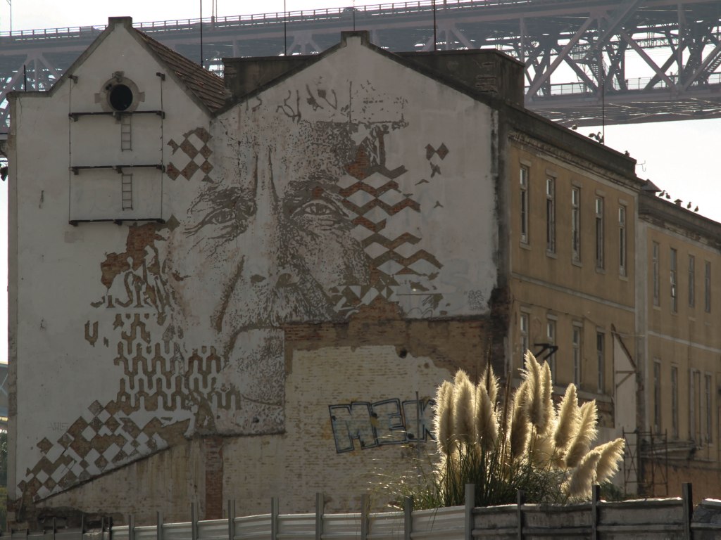 vhils-lisboa-lisbon-lisbonne-5